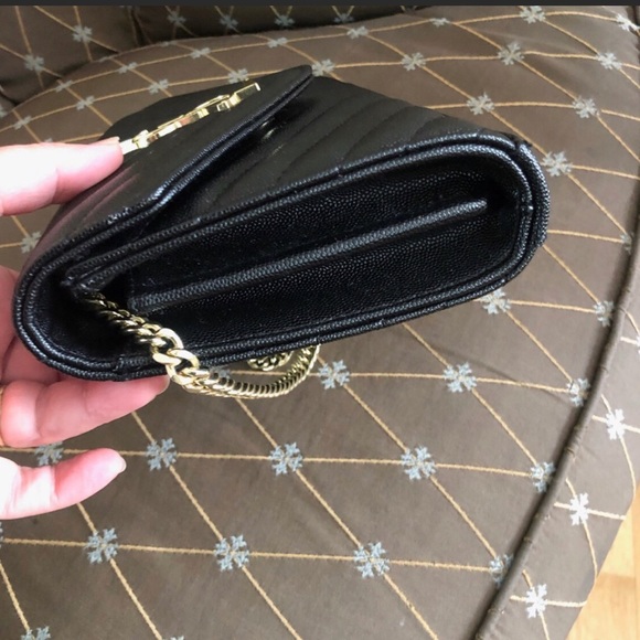 Beautiful Black Leather Bag - Picture 7 of 8